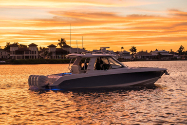 2023 Boston Whaler 380 Ream