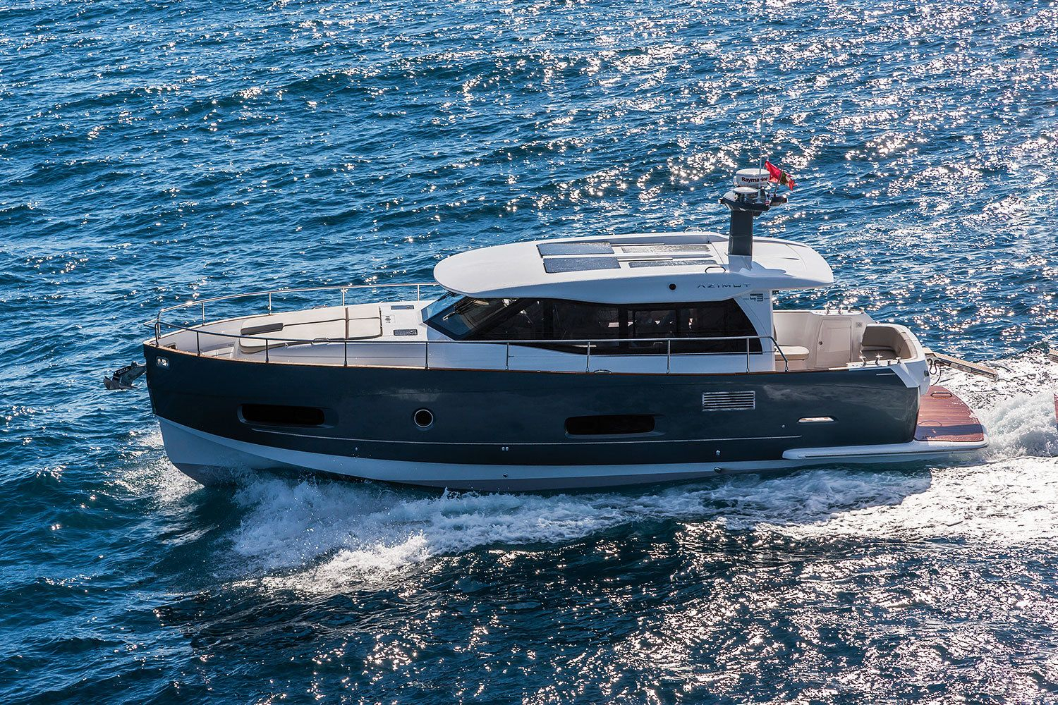 2013 Azimut Yachts Magellano 43 HT