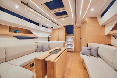 2017 Elan Yachts E6