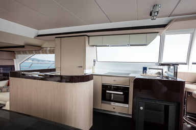 2016 Azimut Yachts 66 Fly