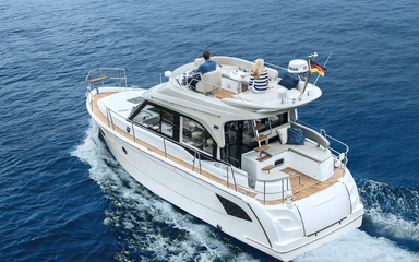 2017 Bavaria Yachts E34 Fly