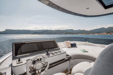 2022 Azimut Yachts 78 Fly