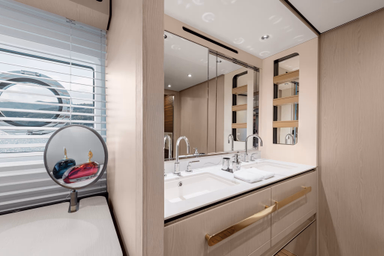2022 Azimut Yachts 78 Fly