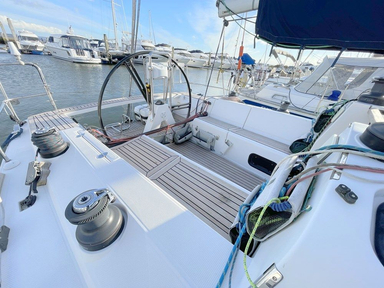 2008 Elan Yachts 380