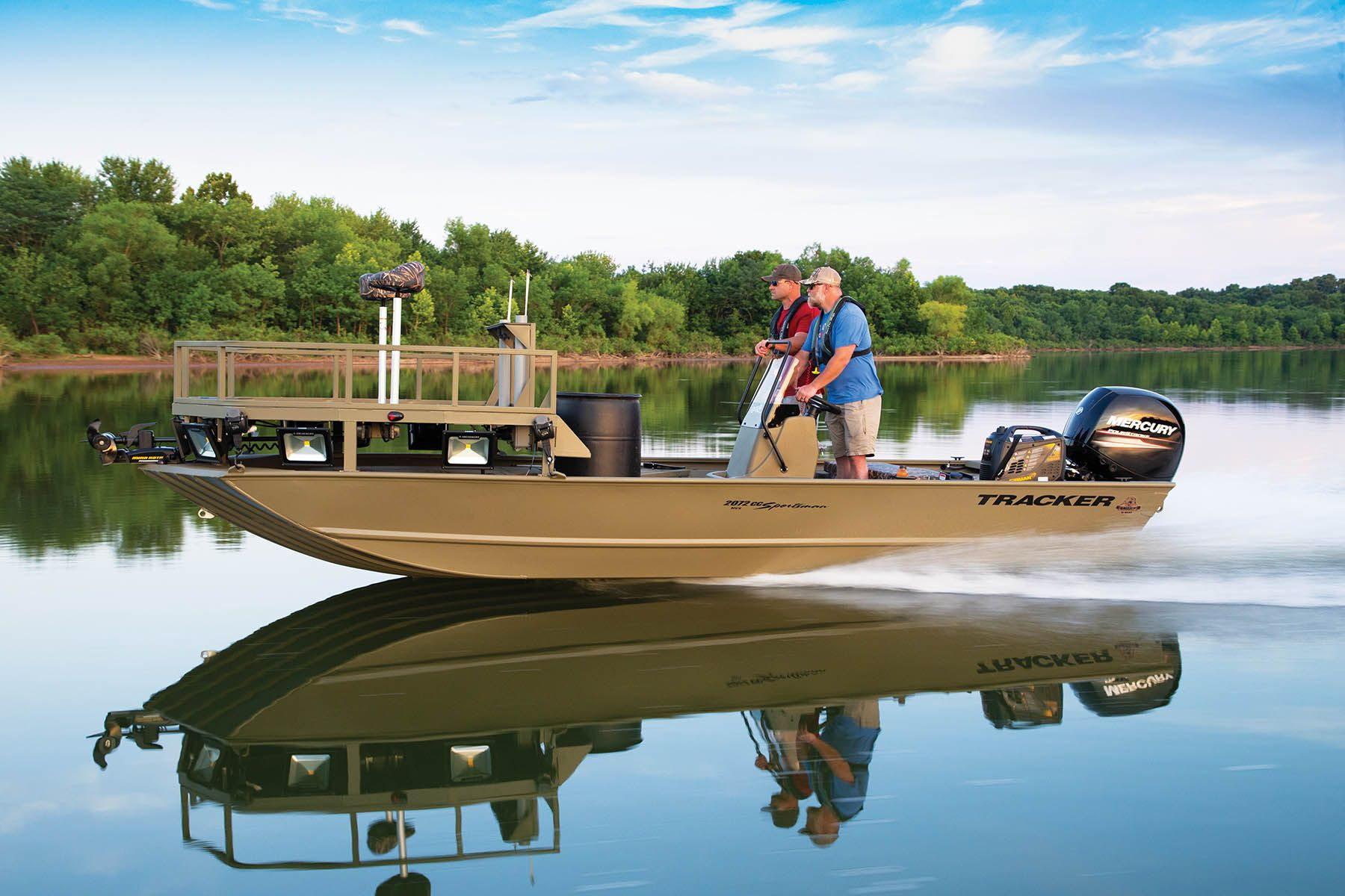 2023 Tracker Boats Grizzly 2072 CC Sportman Kicker