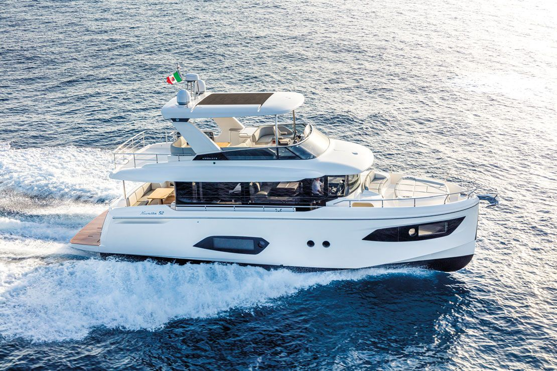 2016 Absolute Yachts Navetta 52