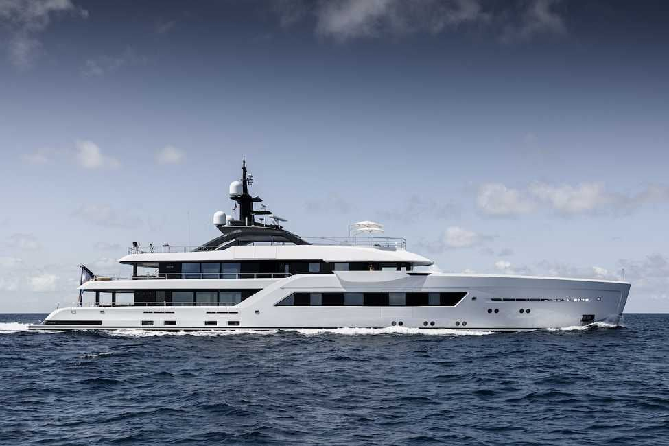 2023 Amels Entourage