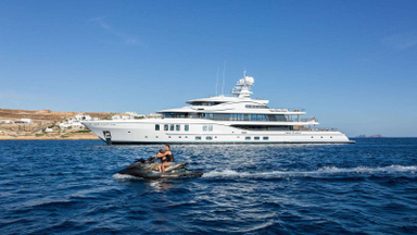 2016 Amels PLVS VLTRA