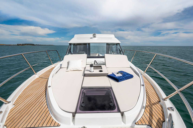 2020 Beneteau Antares 11