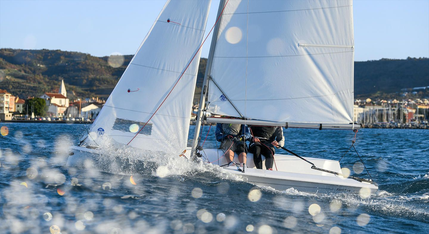 2018 Beneteau First 14