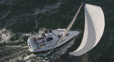 2016 Beneteau First 35