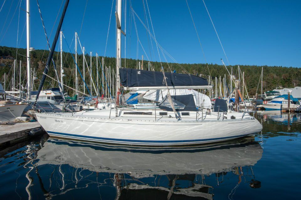 1985 Beneteau First 405