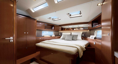 2012 Beneteau Oceanis 55