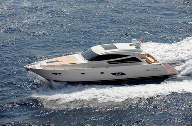 2018 Cayman Yachts S640