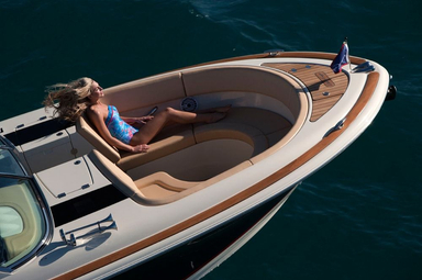 2013 Chris-Craft Launch 32