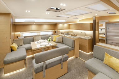 2020 Dufour Yachts 530