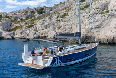 2020 Dufour Yachts 530