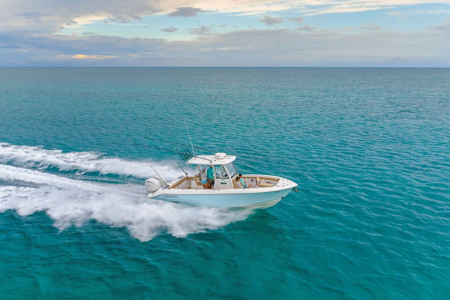 2022 Everglades 285 CC