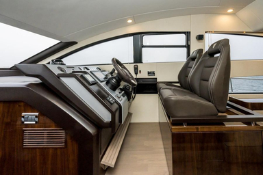 2022 Fairline Squadron 50