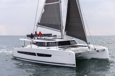 2020 Fountaine Pajot Auro 51