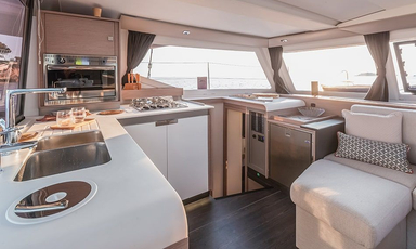 2021 Fountaine Pajot Isla 40