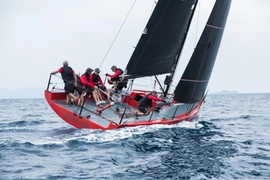 2014 Ice Yachts 33