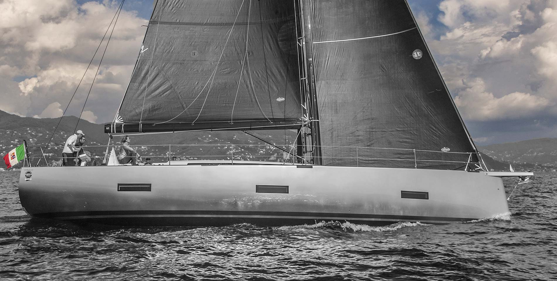 2016 Ice Yachts 52