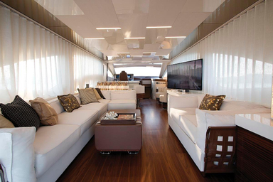 2017 Intermarine 80