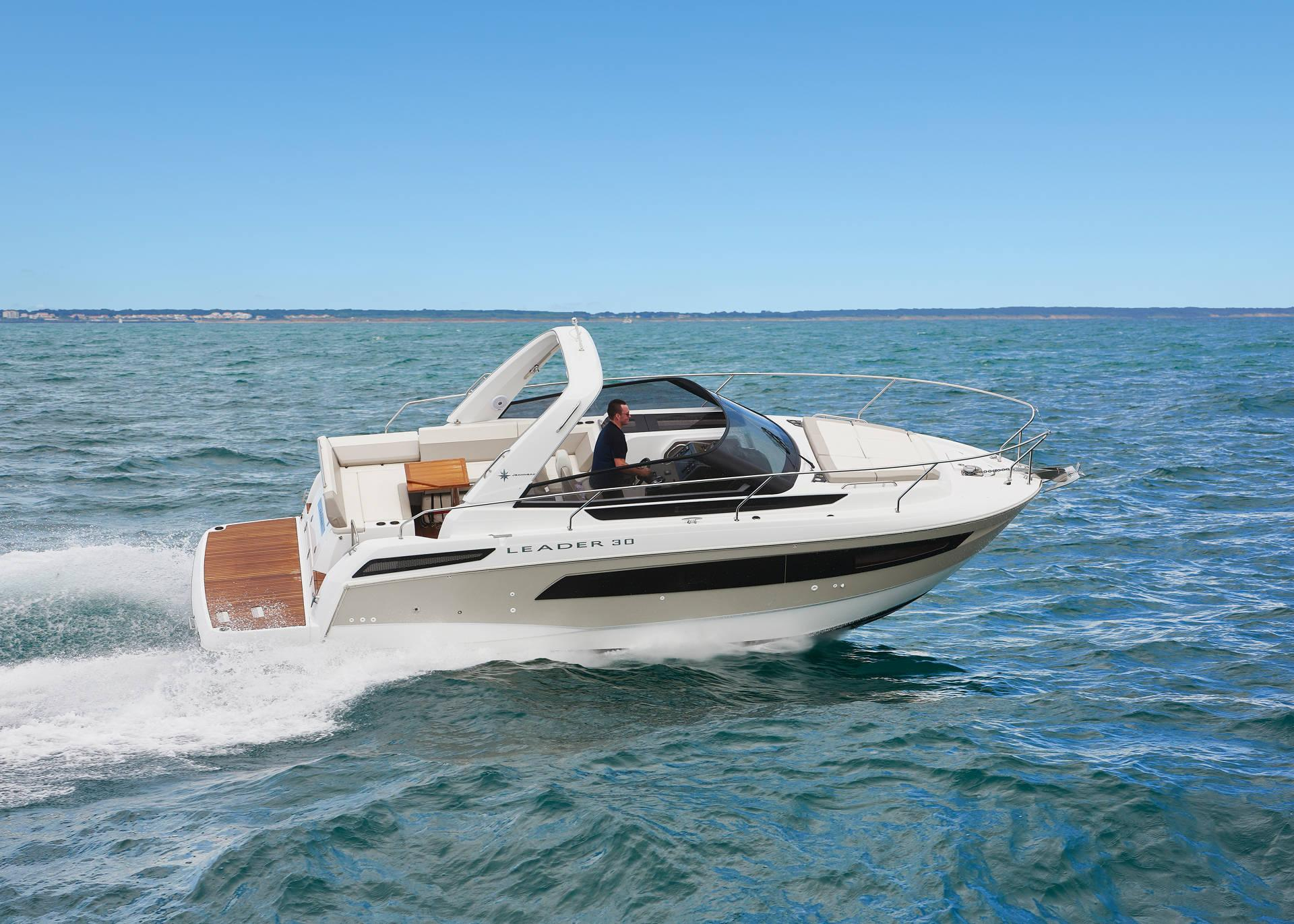 2017 Jeanneau Leader 30