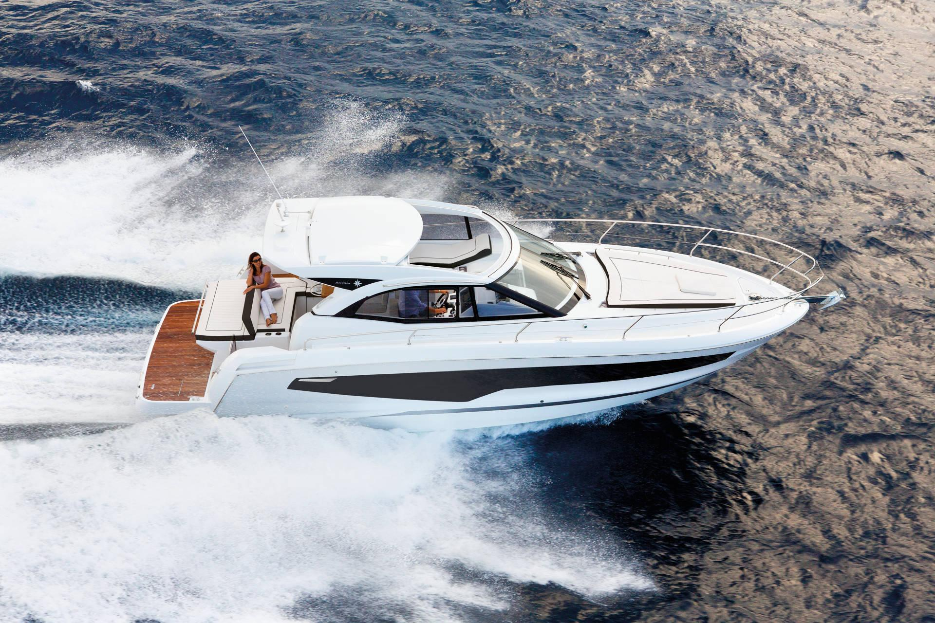 2017 Jeanneau Leader 36