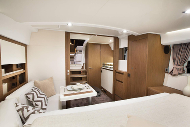 2017 Jeanneau Leader 36