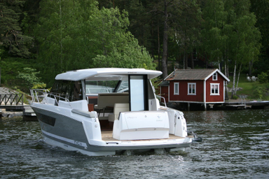 2018 Jeanneau NC 11