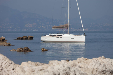 2015 Jeanneau Sun Odyssey 419