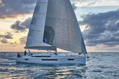 2022 Jeanneau Sun Odyssey 490