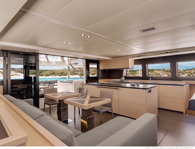 2009 Lagoon 620