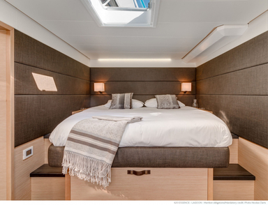 2009 Lagoon 620