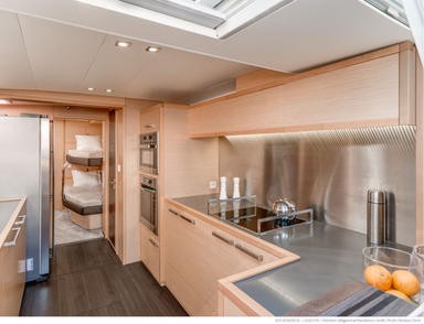 2009 Lagoon 620
