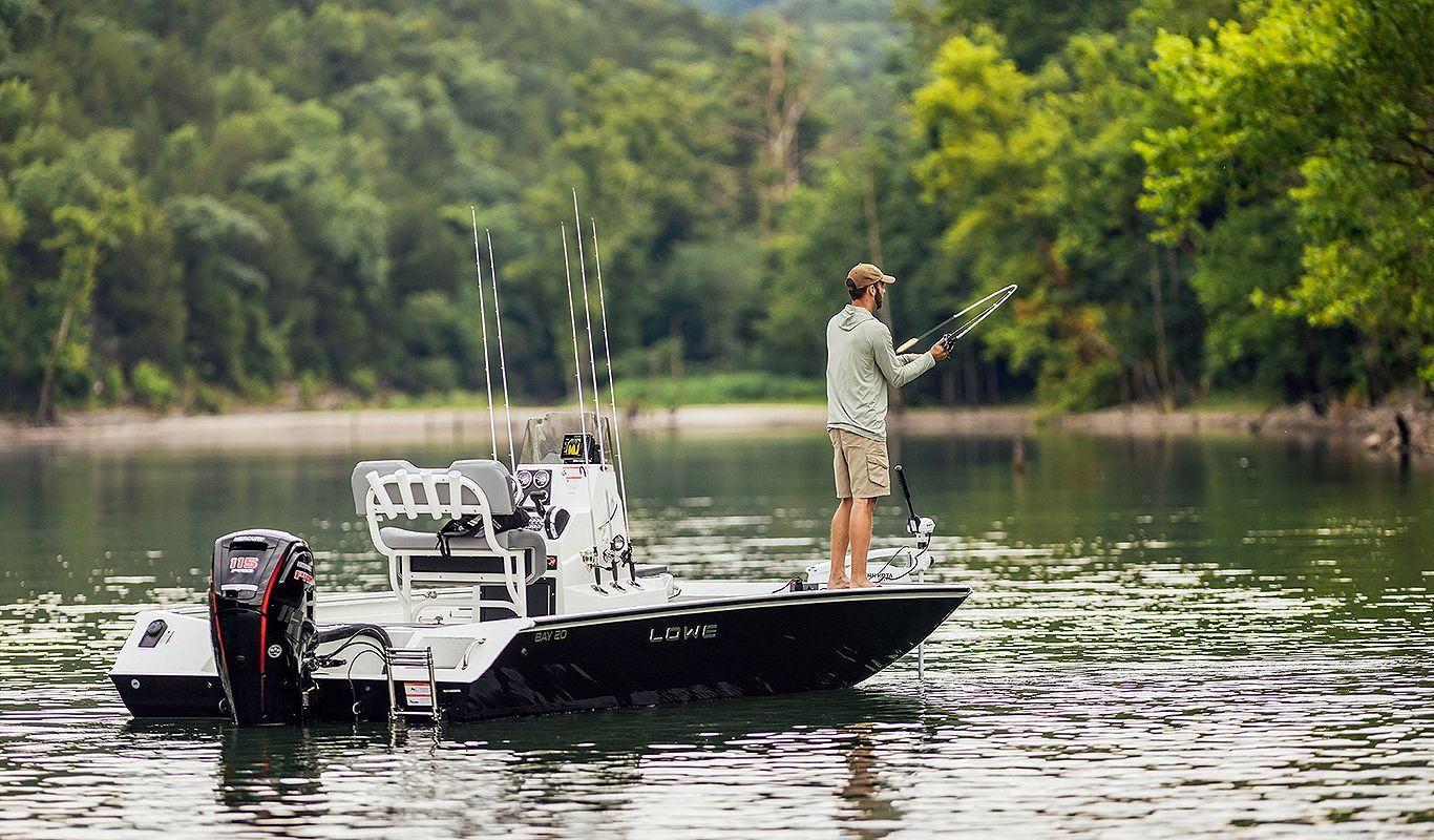 2021 Lowe Boats 18 Bay