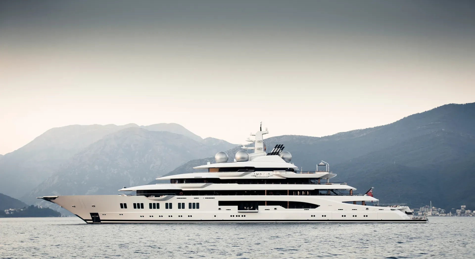 2017 Lurssen Yachts Amadea