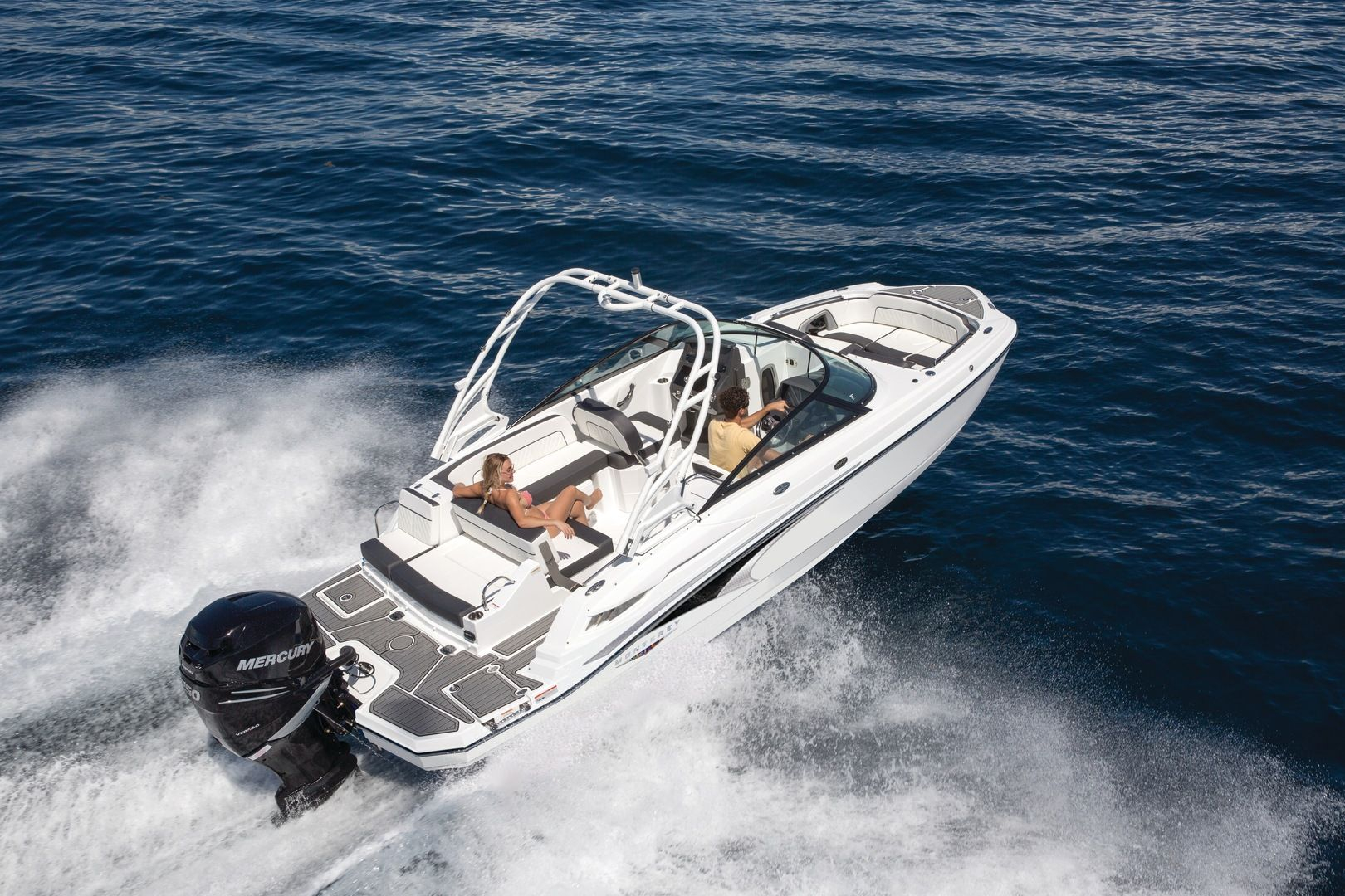 2020 Monterey M-45