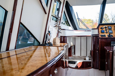 2022 Neptunus Yachts 550E