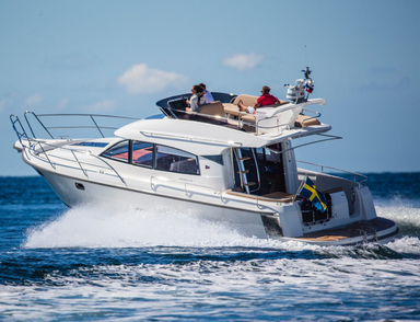 2015 Nimbus 405 Flybridge