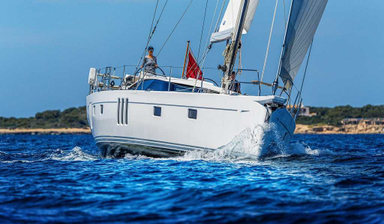 2020 Oyster Yachts 595