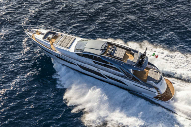 2022 Pershing Yachts 9X