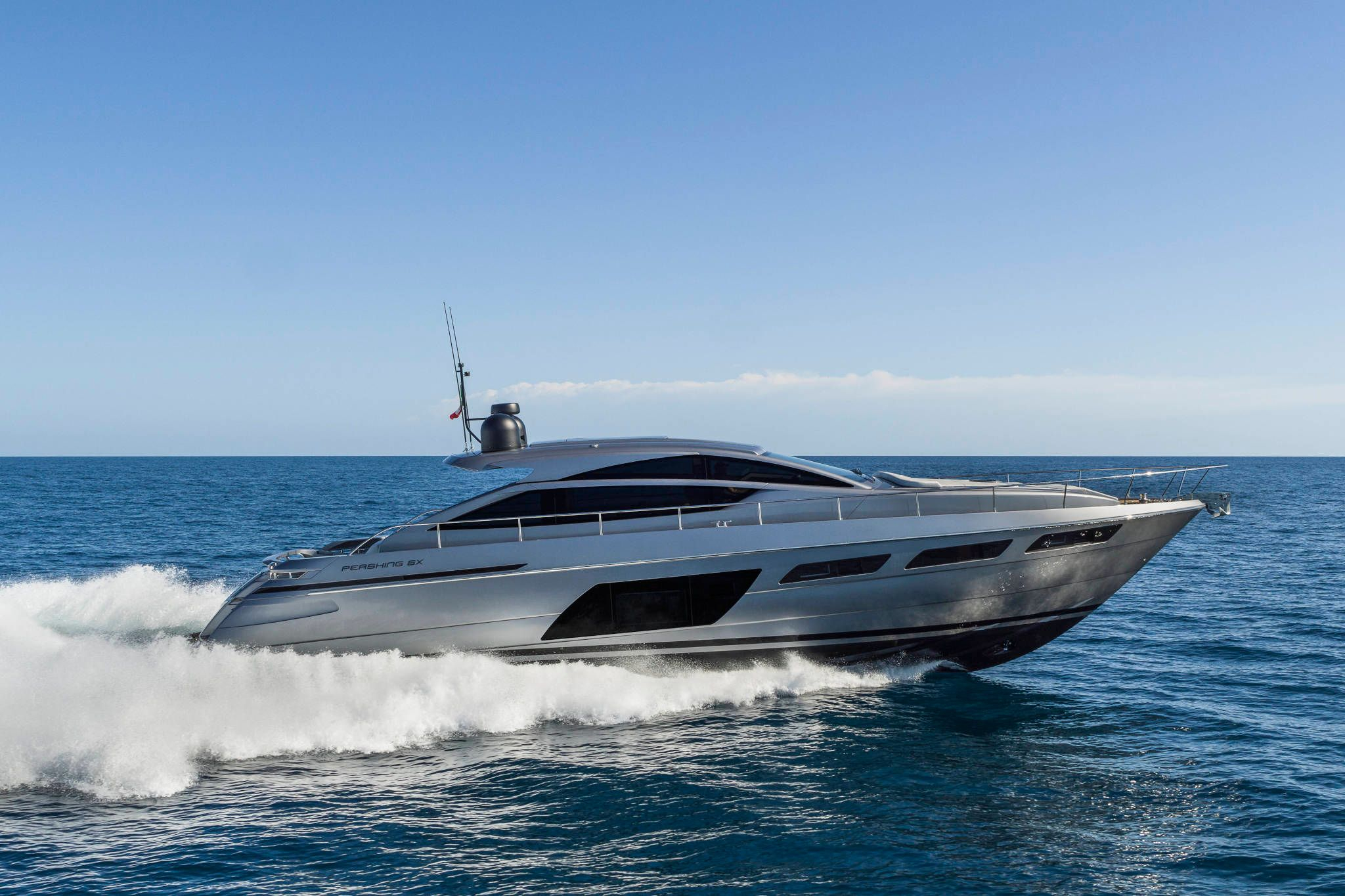 2021 Pershing Yachts 6X