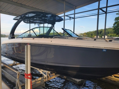 2021 Chaparral Boats 307 SSX
