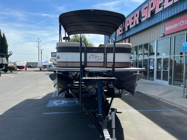 2021 Manitou Pontroon Boats 27 LX SRS SHP TWIN