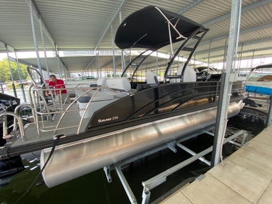 2021 Harris Boats Sunliner 250