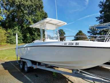 1995 Apache Powerboats 23' Center Console Diesel