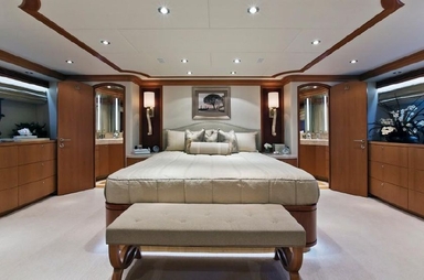 2013 Hargrave Yachts Raised Pilothouse